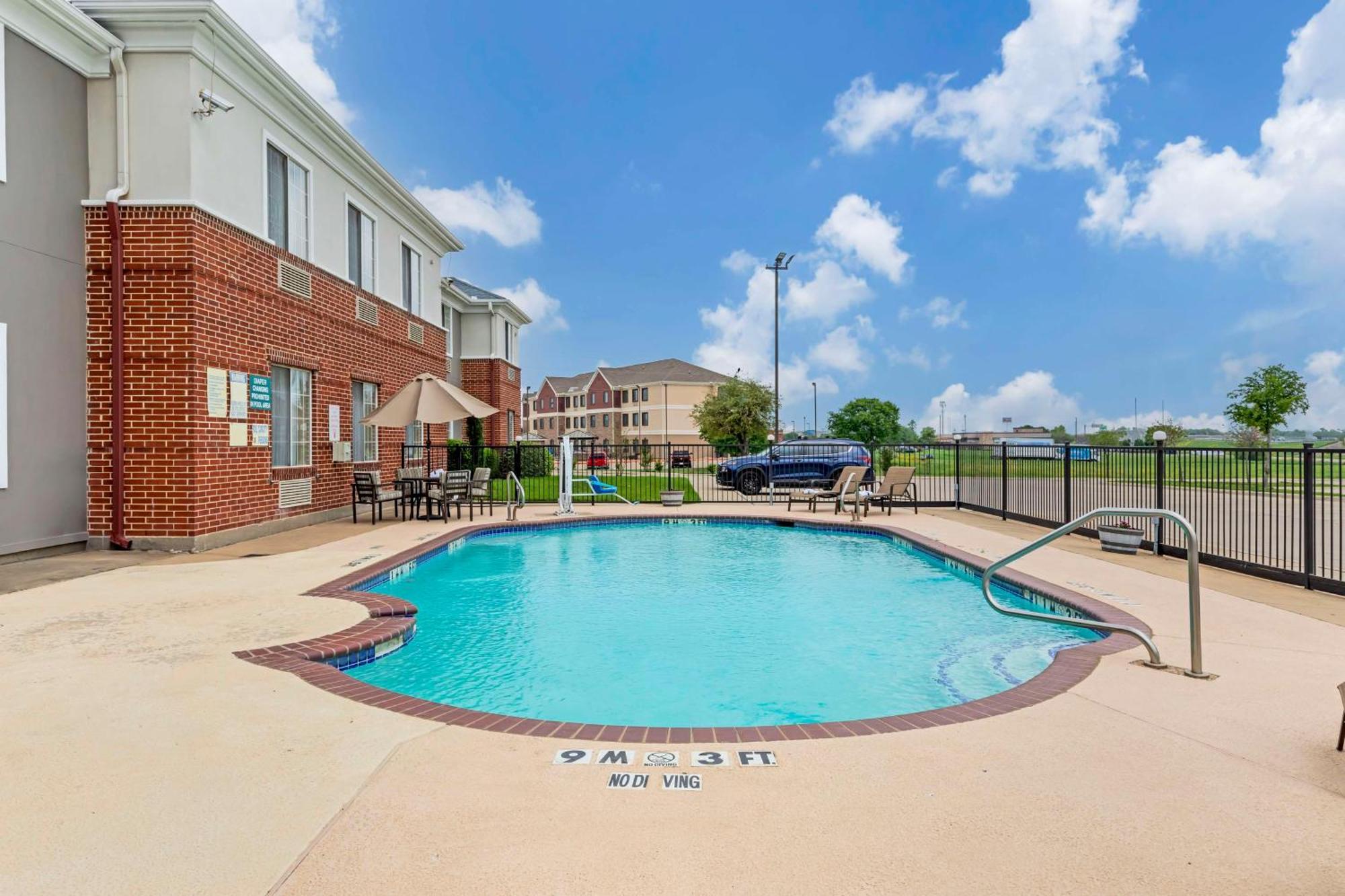 Best Western Fort Worth Inn&Suites Exterior foto